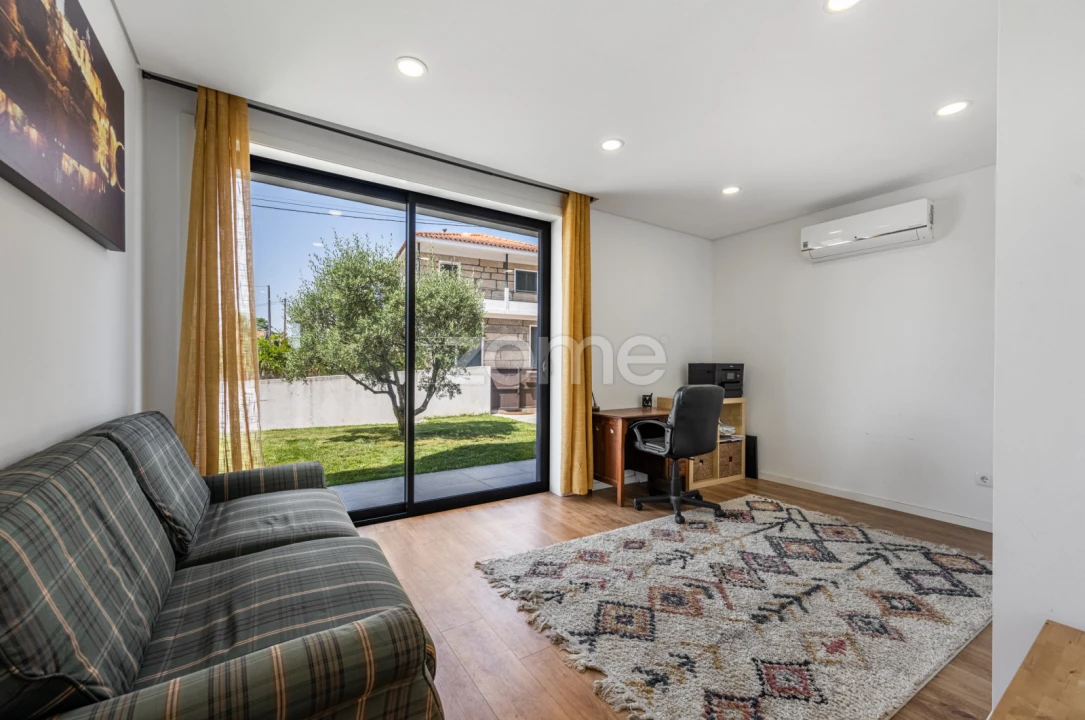 Moradia T5 para Venda em Vila Garcia, Aboim e Chapa Foto 13