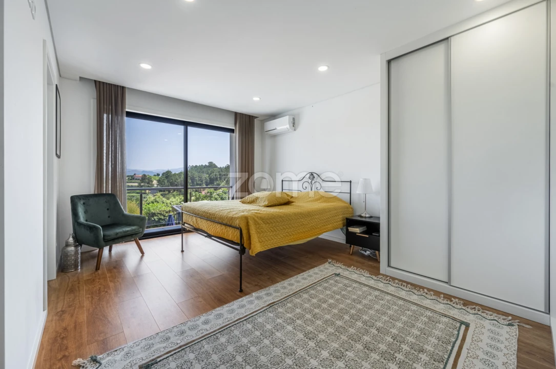 Moradia T5 para Venda em Vila Garcia, Aboim e Chapa Foto 30