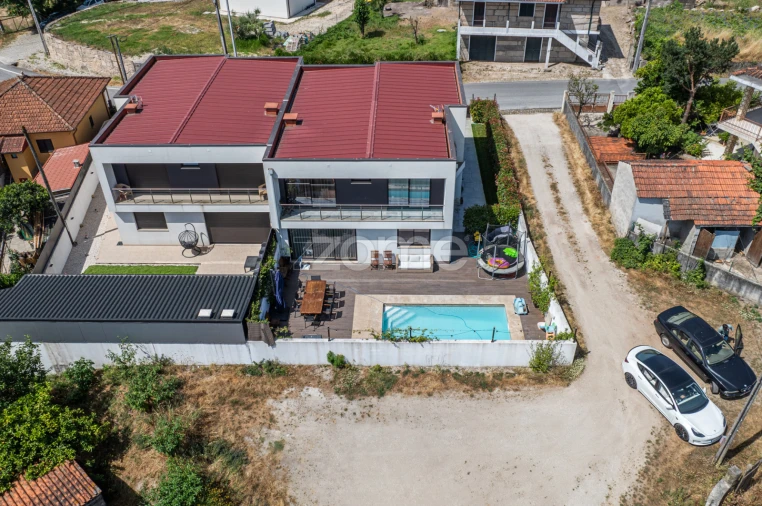 Moradia T5 para Venda em Vila Garcia, Aboim e Chapa Foto 4