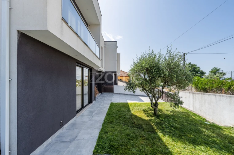 Moradia T5 para Venda em Vila Garcia, Aboim e Chapa Foto 36