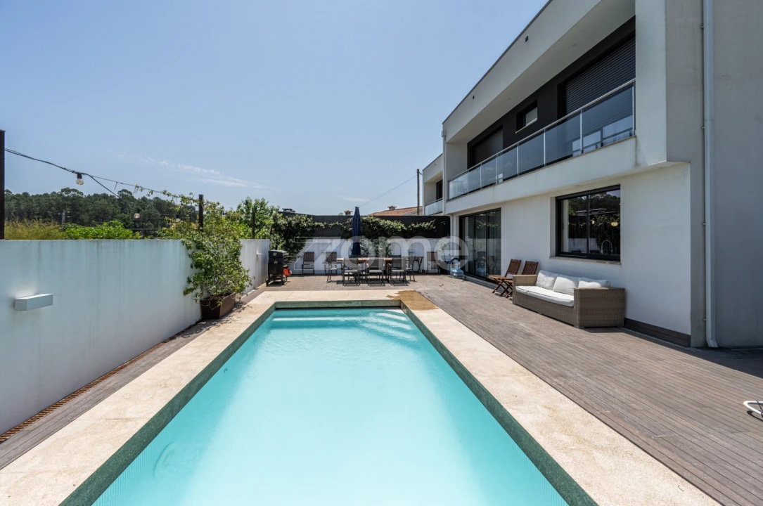 Moradia T5 para Venda em Vila Garcia, Aboim e Chapa Foto 33