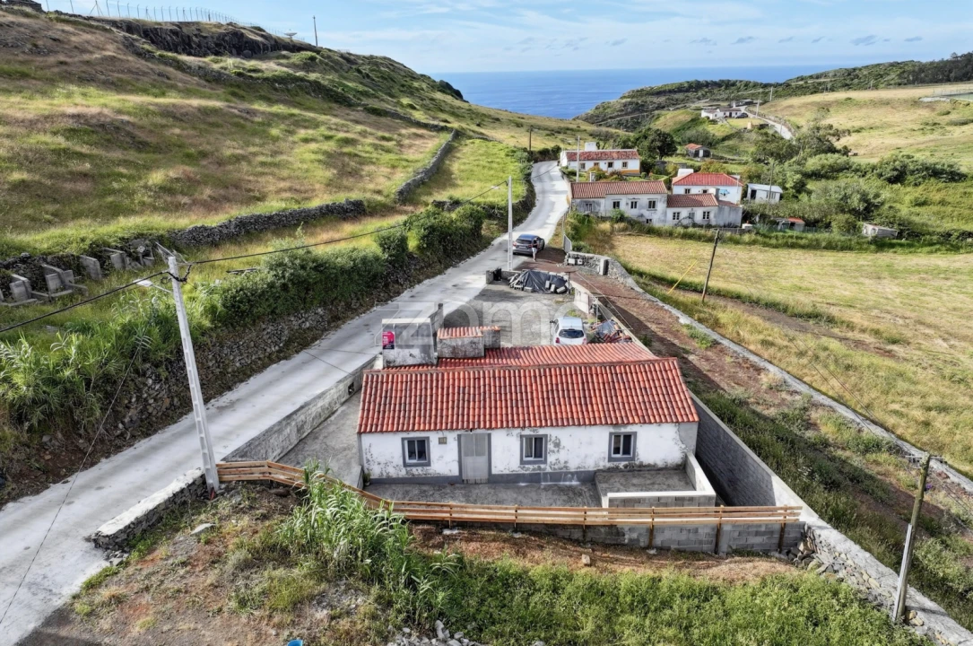 Moradia T2 para Venda em São Pedro Foto 15