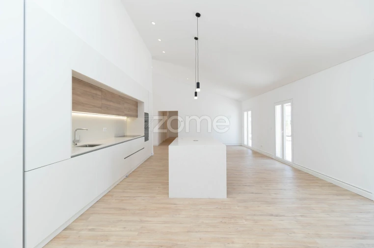 Moradia T4 para Venda em Almargem do Bispo, Pêro Pinheiro e Montelavar Foto 12