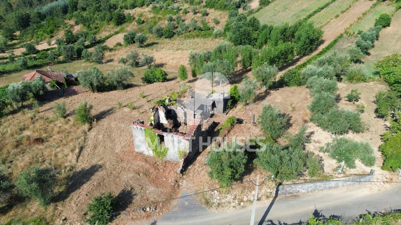 Moradia T3 para Venda em Pombeiro da Beira Foto 1