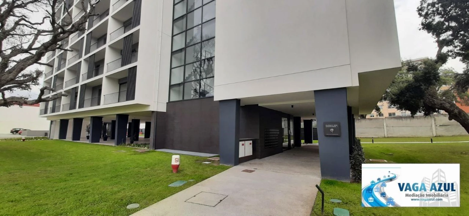 Apartamento T1 para Arrendamento em Paranhos Foto 12