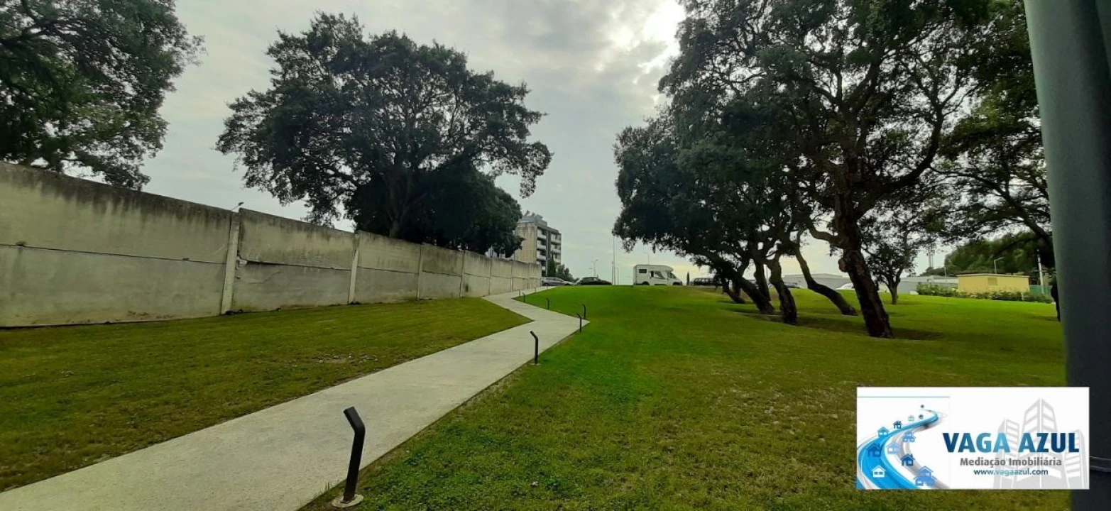 Apartamento T1 para Arrendamento em Paranhos Foto 13