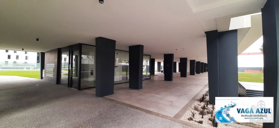Apartamento T1 para Arrendamento em Paranhos Foto 14