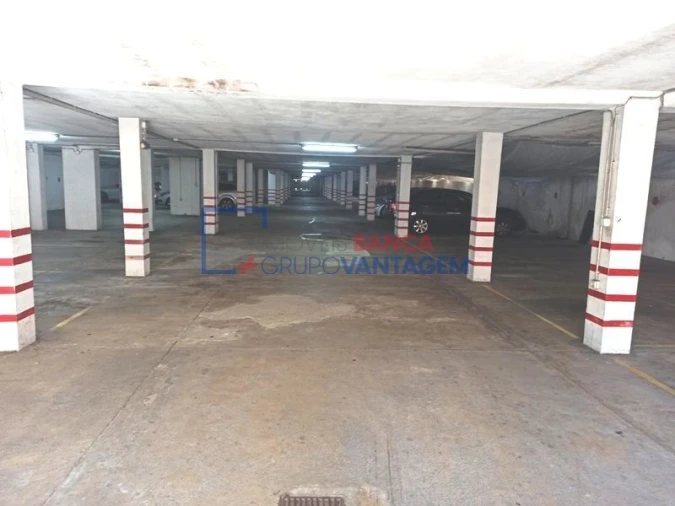 Negócio para Venda em Fânzeres e São Pedro da Cova Foto 1