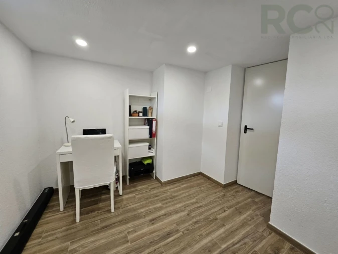 Moradia T5 para Venda em Rio de Mouro Foto 57