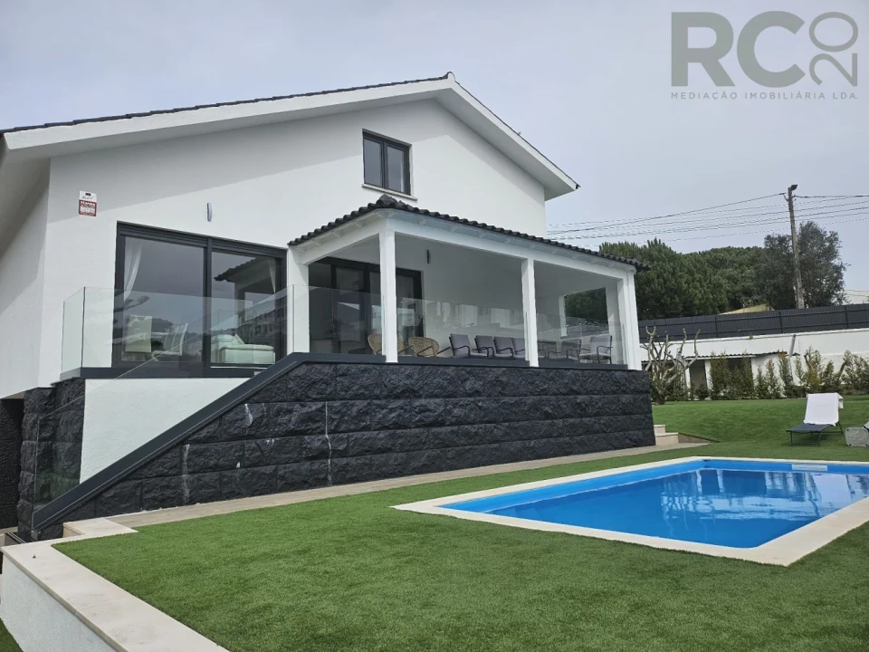Moradia T5 para Venda em Rio de Mouro Foto 7