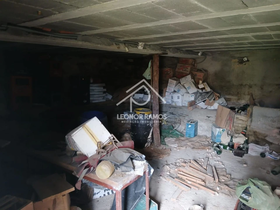 Moradia T1 para Venda em Santo Andre das Tojeiras Foto 15