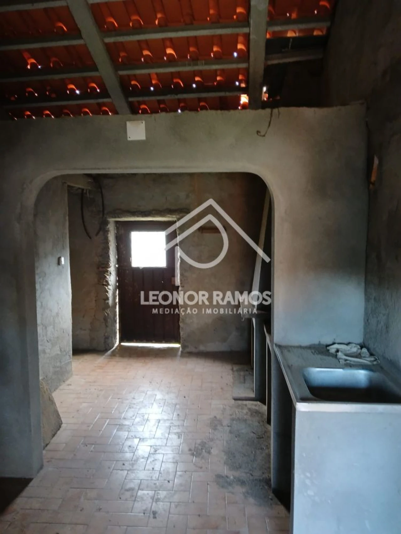 Moradia T1 para Venda em Santo Andre das Tojeiras Foto 10