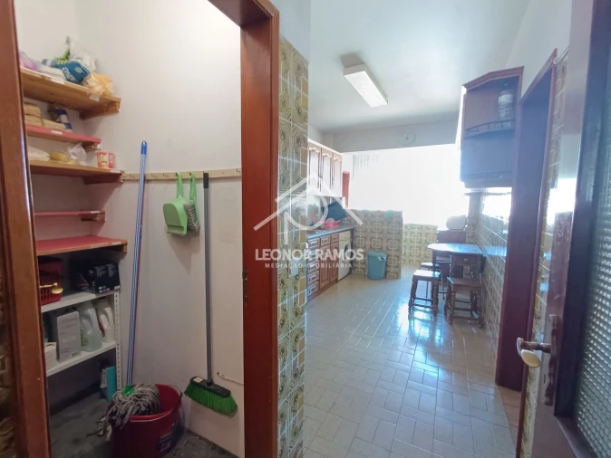 Apartamento T4 para Venda em Castelo Branco Foto 11
