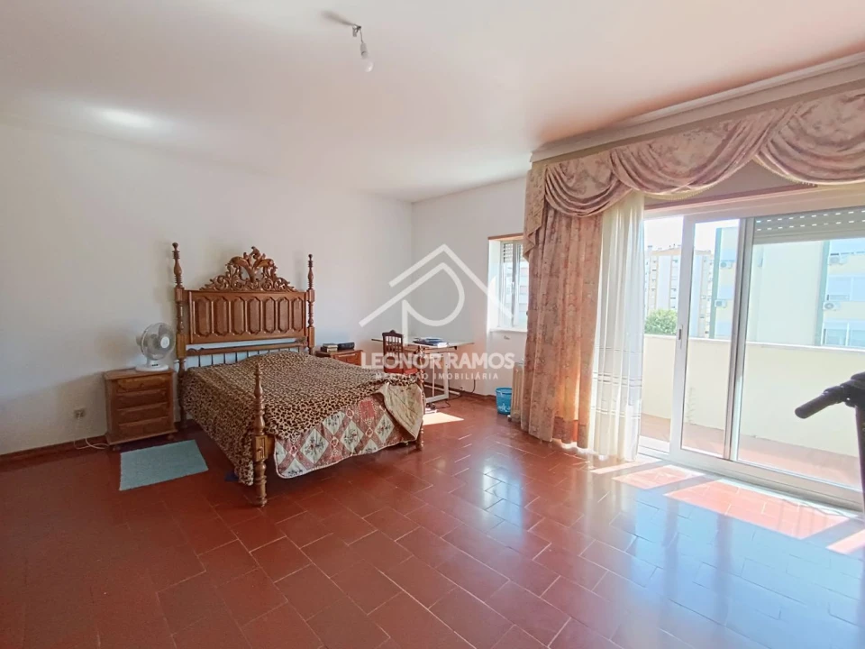 Apartamento T4 para Venda em Castelo Branco Foto 1