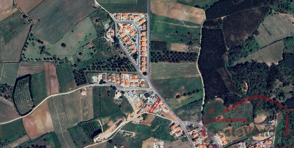 Terreno para Venda em Cadaval e Pêro Moniz Foto 8