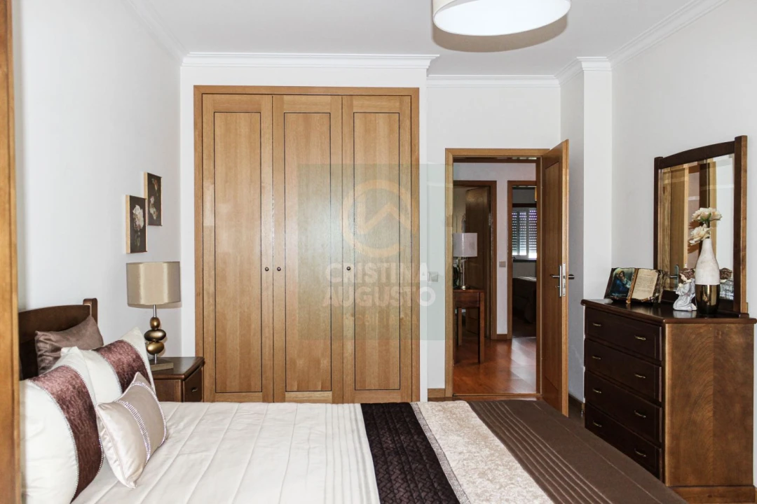 Apartamento T4 para Venda em Castelo Branco Foto 28