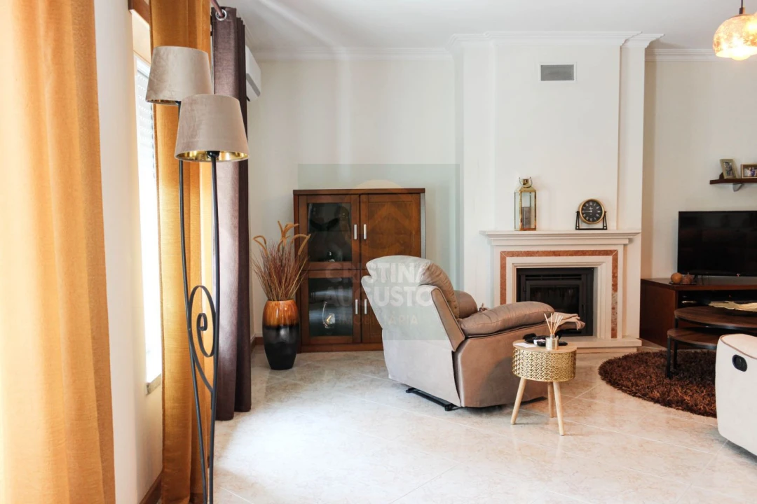 Apartamento T4 para Venda em Castelo Branco Foto 3