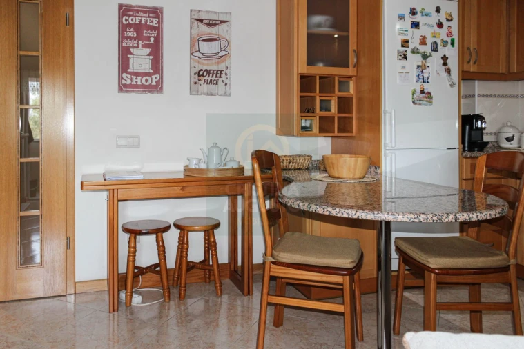 Apartamento T4 para Venda em Castelo Branco Foto 9