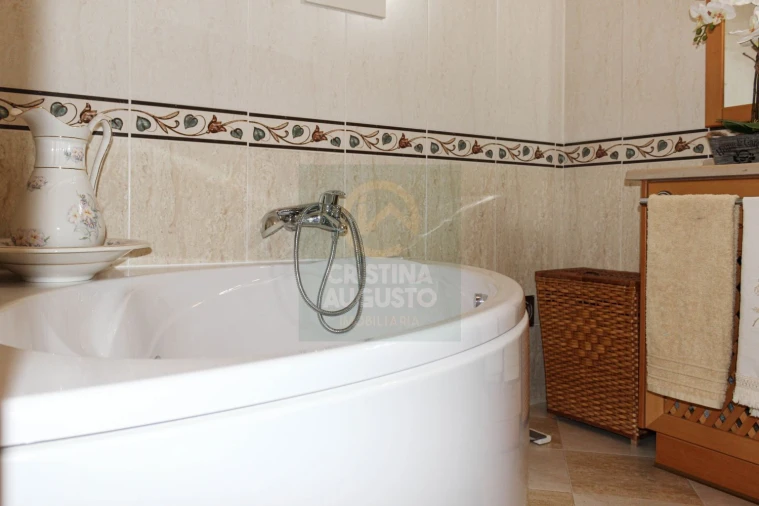 Apartamento T4 para Venda em Castelo Branco Foto 34