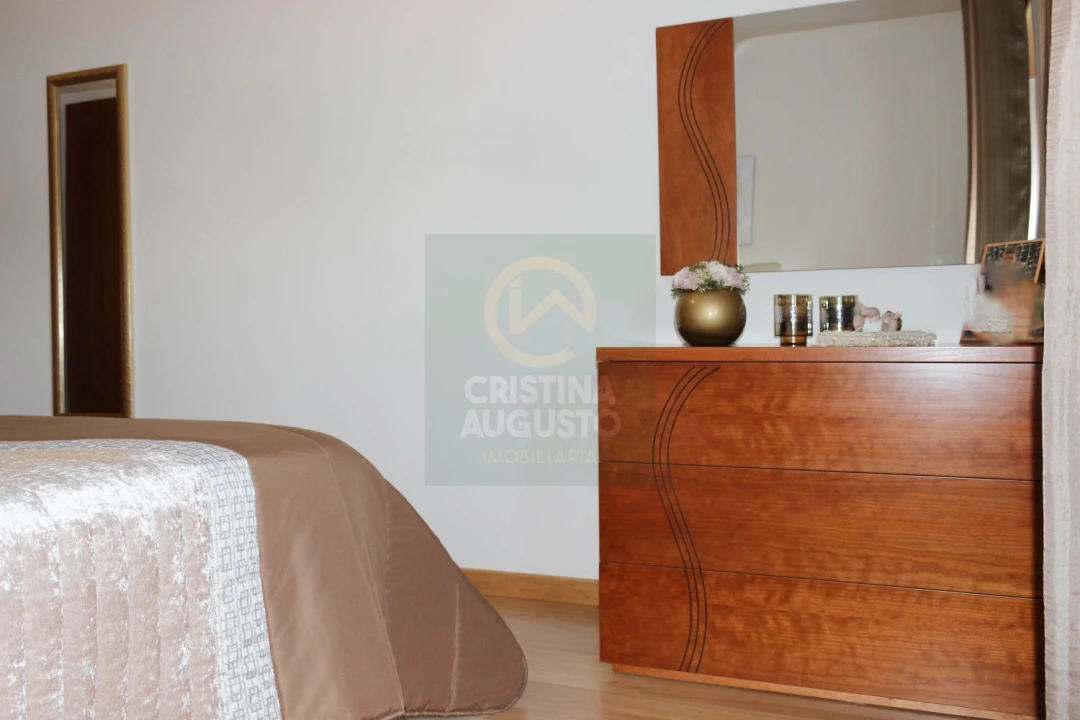 Apartamento T4 para Venda em Castelo Branco Foto 37