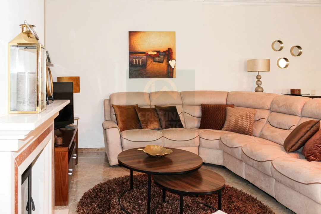 Apartamento T4 para Venda em Castelo Branco Foto 6