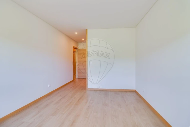 Apartamento T2 para Venda em Vialonga Foto 20