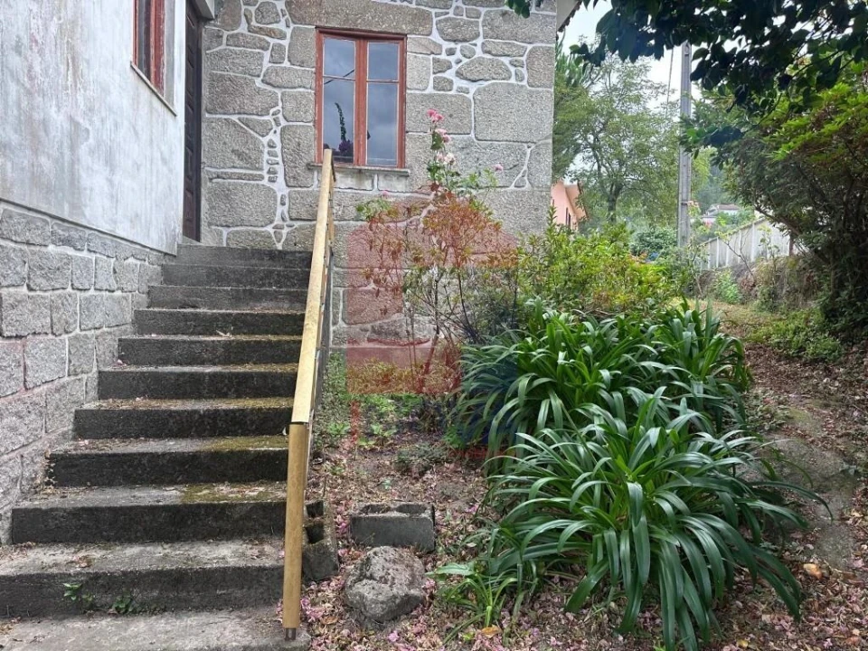 Moradia T4 para Venda em Sande, Vilarinho, Barros e Gomide Foto 14