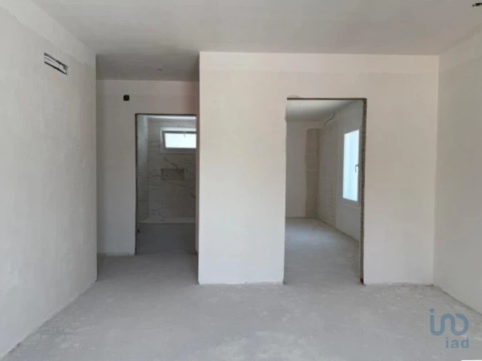 Moradia T4 para Venda em Amor Foto 9