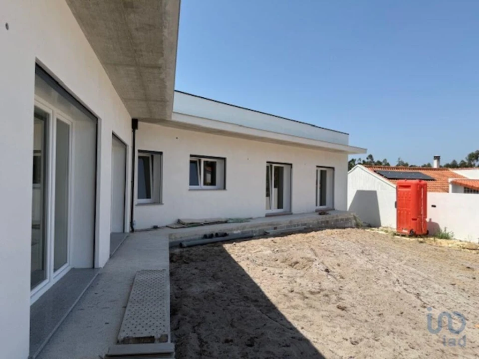 Moradia T4 para Venda em Amor Foto 4