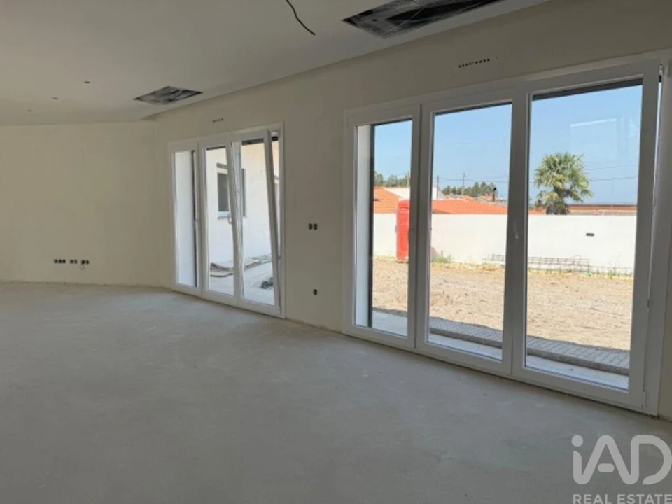 Moradia T4 para Venda em Amor Foto 19