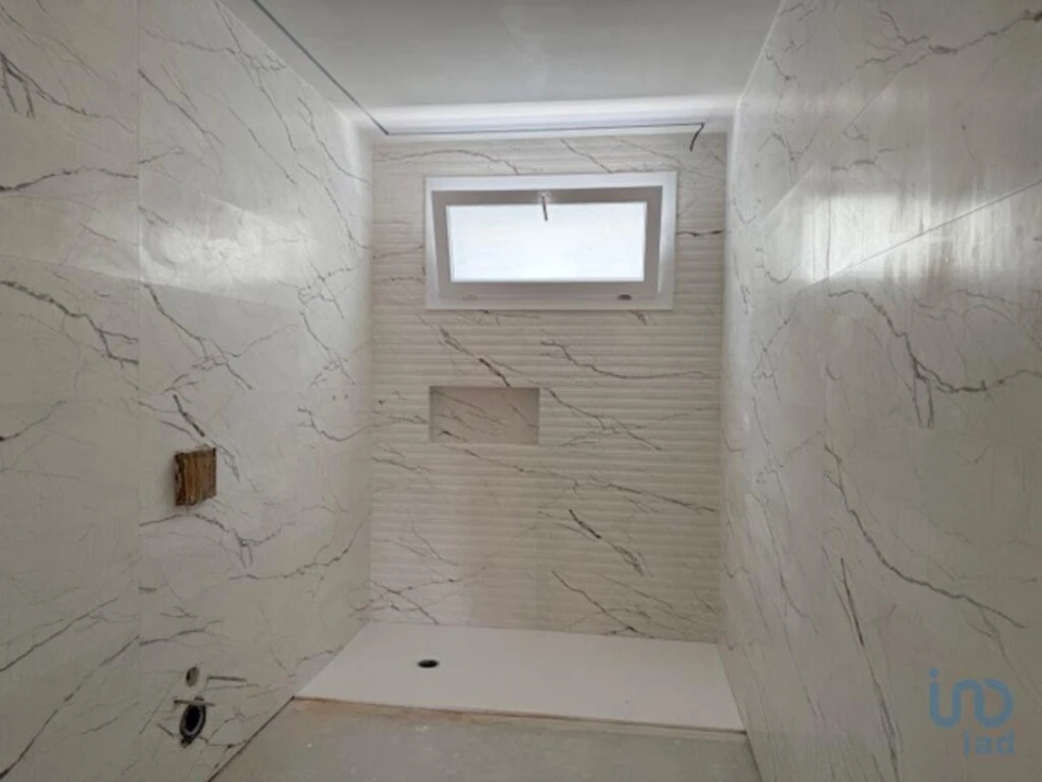 Moradia T4 para Venda em Amor Foto 13