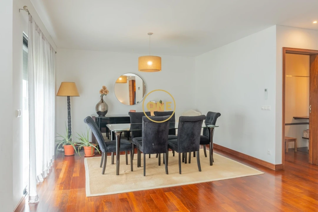 Moradia T4 para Venda em Santa Clara Foto 5