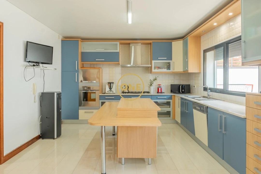 Moradia T4 para Venda em Santa Clara Foto 21