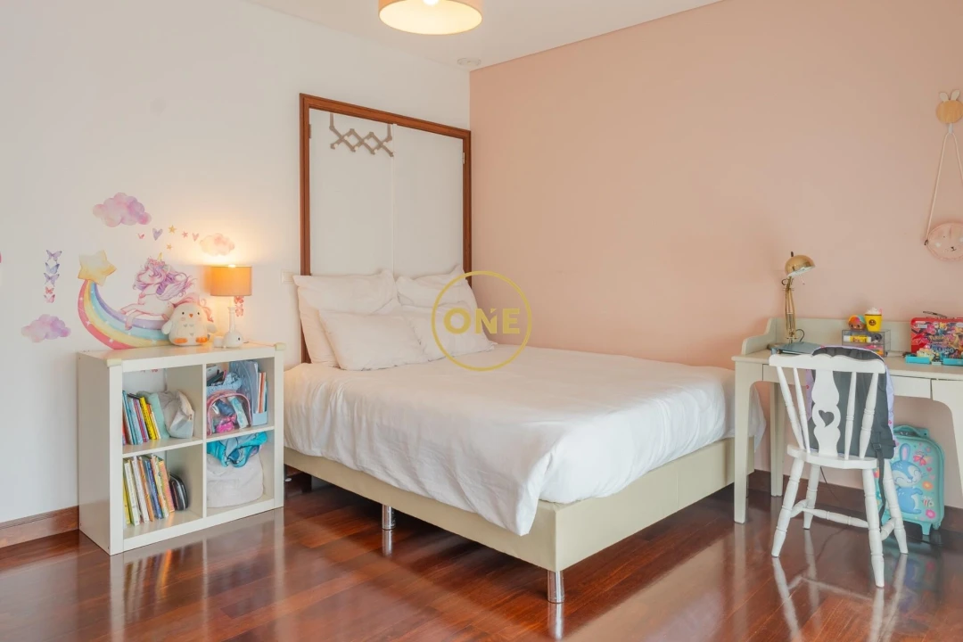 Moradia T4 para Venda em Santa Clara Foto 7