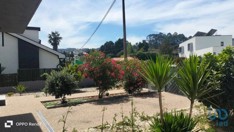 Moradia T4 para Venda em Vilar de Andorinho Foto 5