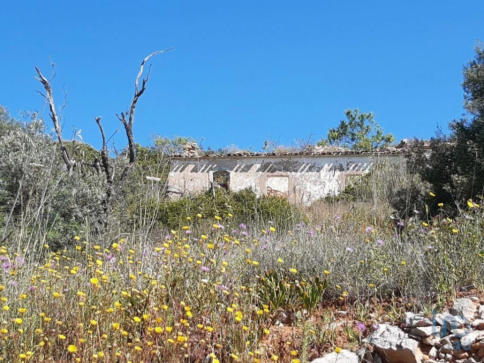 Moradia T4 para Venda em Loule (São Sebastião) Foto 5