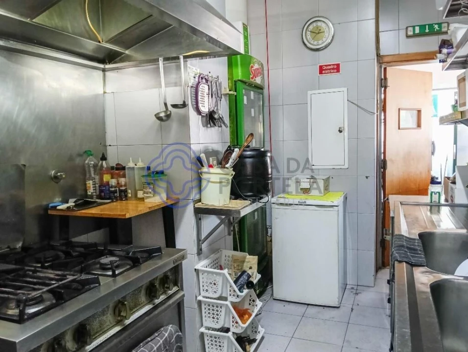 Negócio para Trespasse em Castêlo da Maia Foto 16