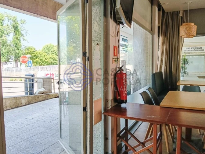 Negócio para Trespasse em Castêlo da Maia Foto 2