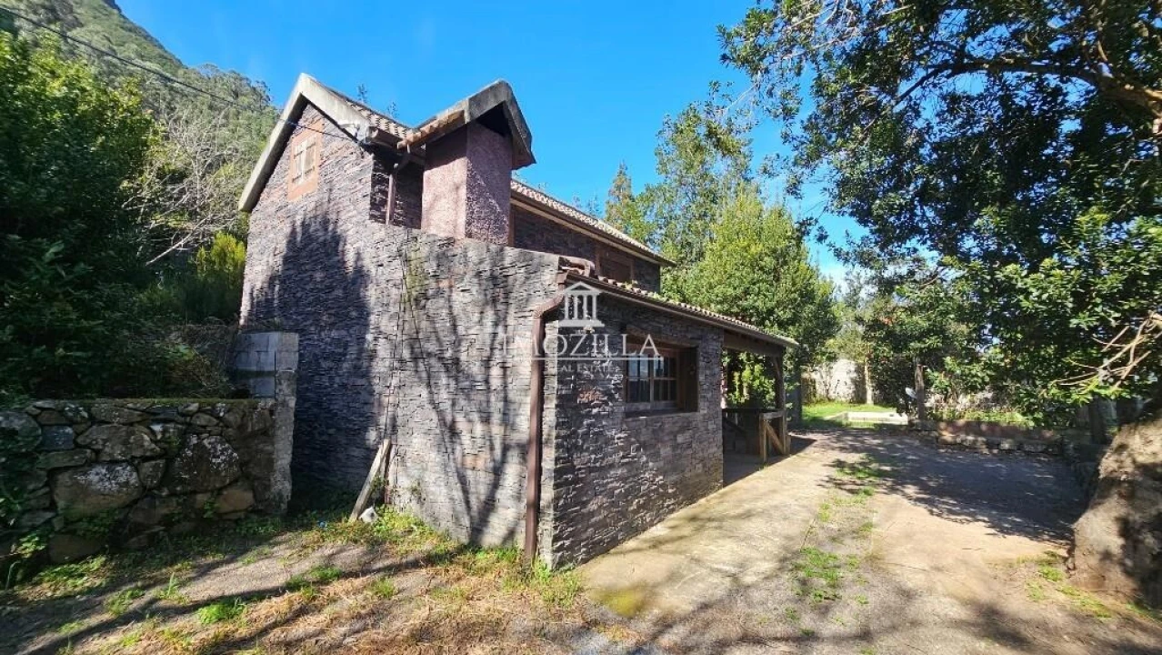 Moradia T2 para Venda em São Vicente Foto 3