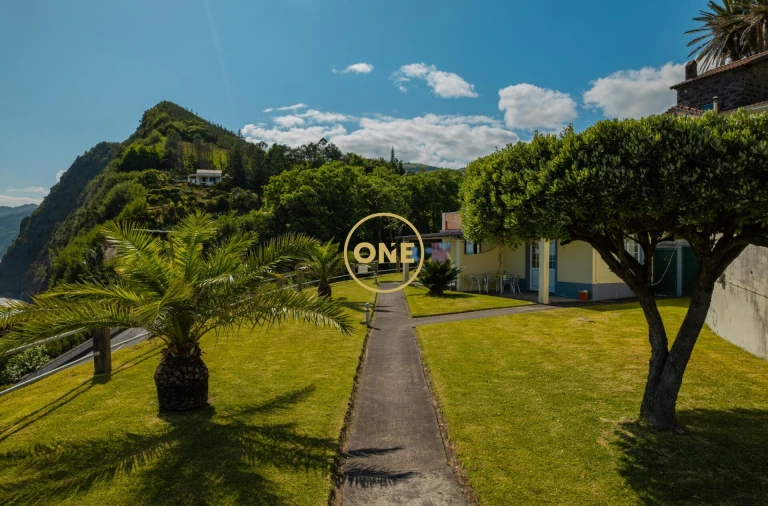 Prédio para Venda em Povoação Foto 5