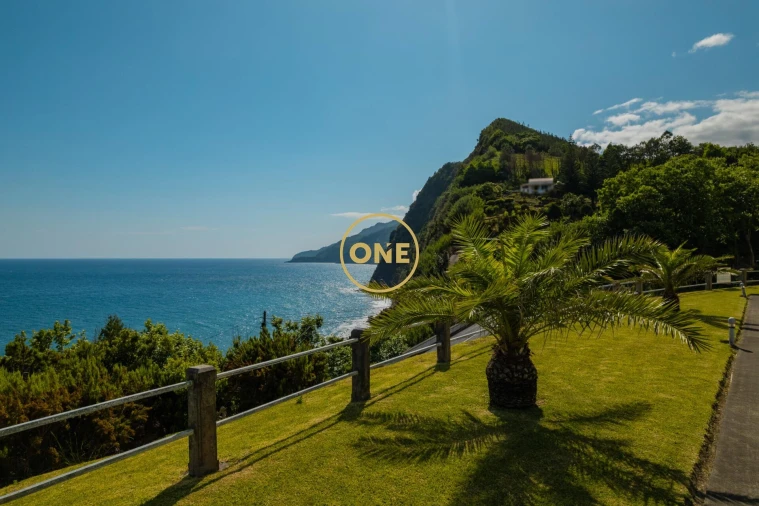 Prédio para Venda em Povoação Foto 3