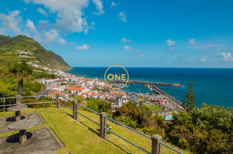 Prédio para Venda em Povoação Foto 6