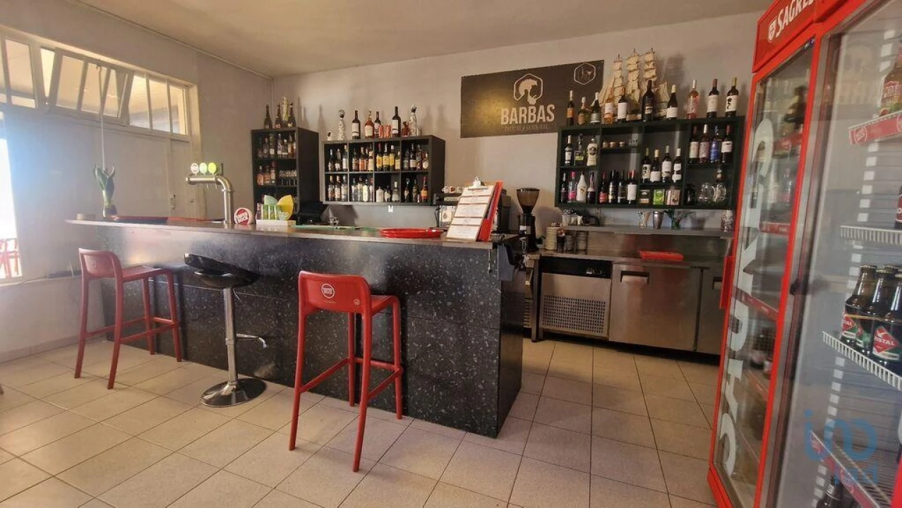 Loja para Venda em Quarteira Foto 13