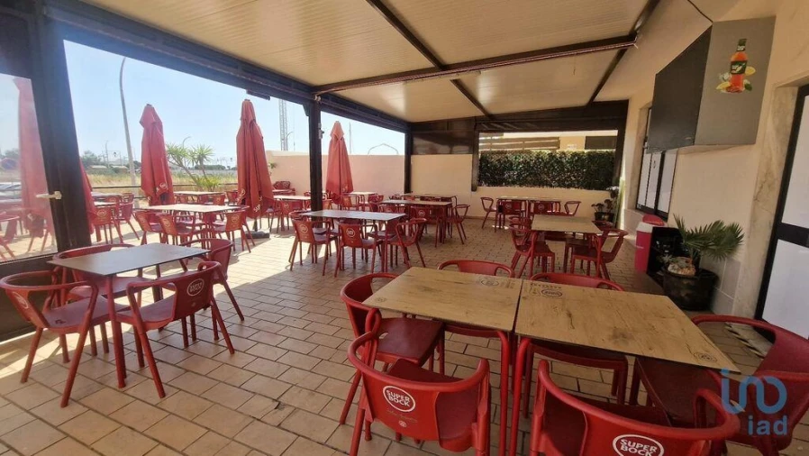 Loja para Venda em Quarteira Foto 2