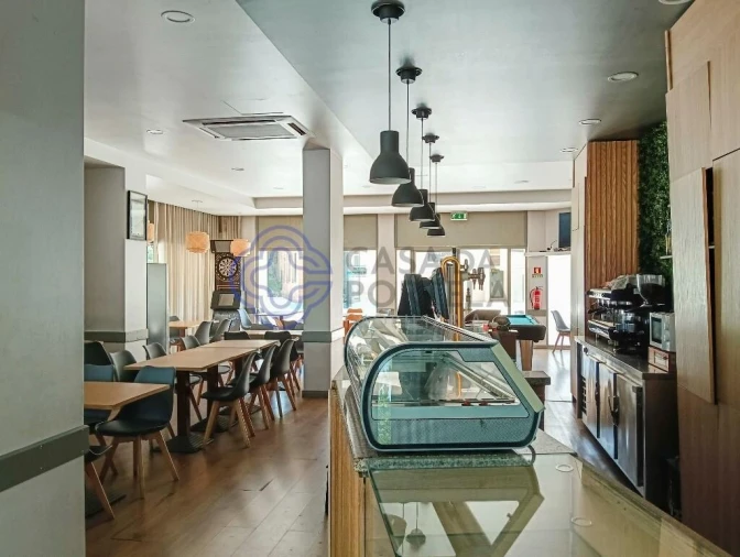 Negócio para Arrendamento em Castêlo da Maia Foto 25