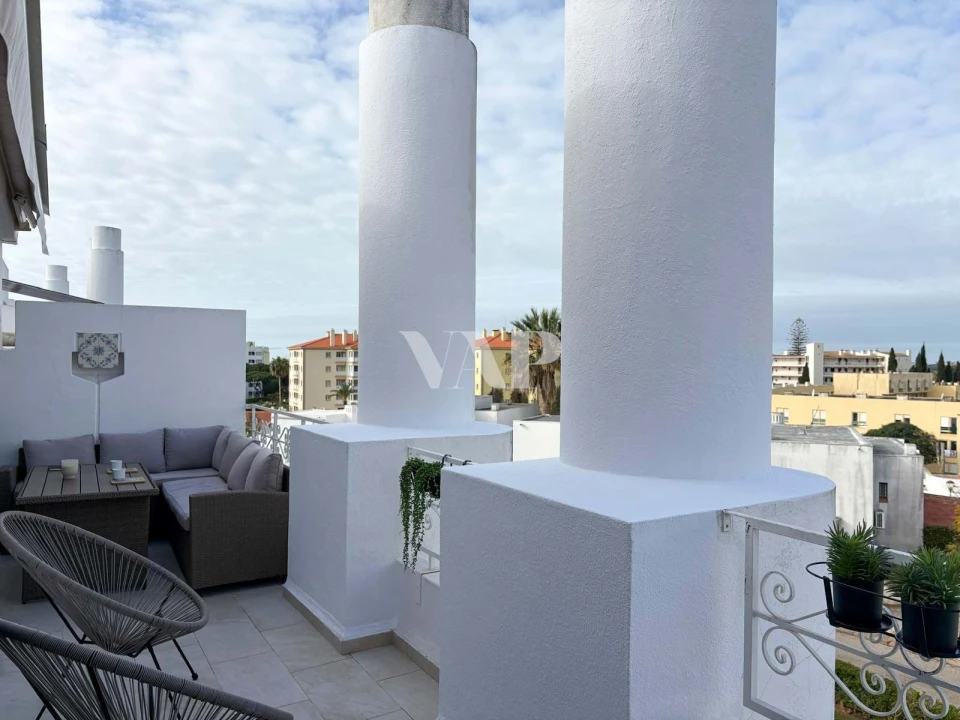 Apartamento T2 para Venda em Quarteira Foto 10
