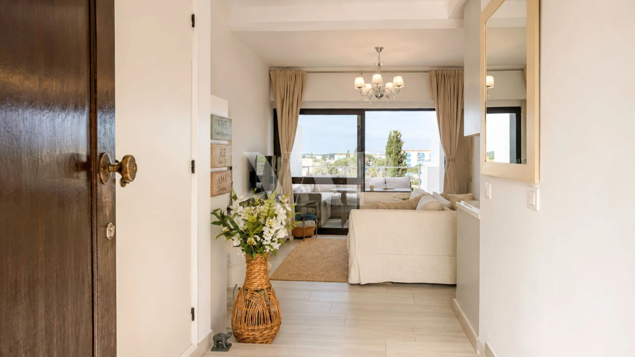Apartamento T2 para Venda em Quarteira Foto 4