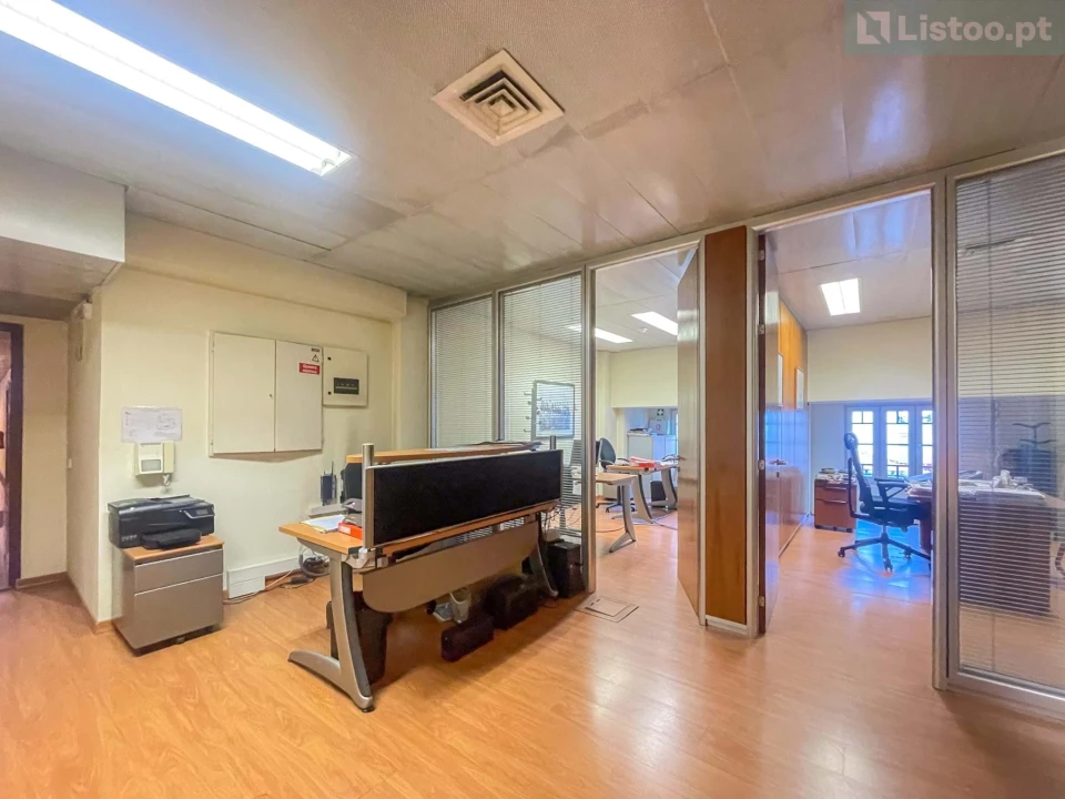 Escritório para Venda em Santa Maria Maior Foto 3