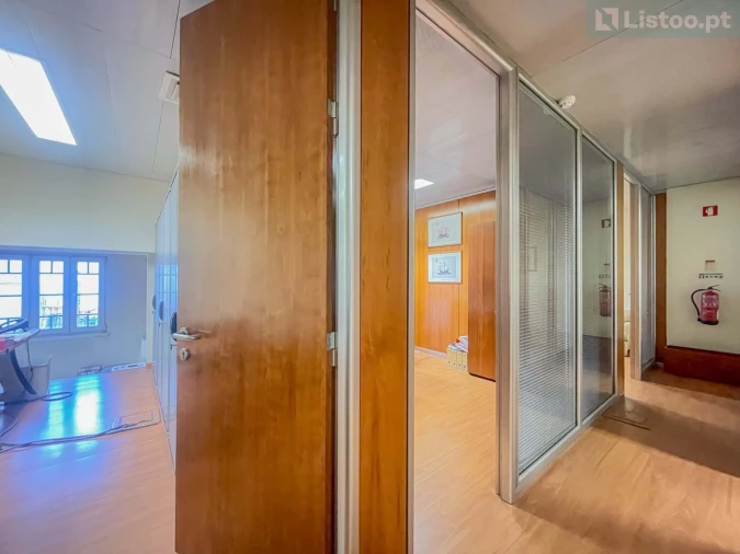 Escritório para Venda em Santa Maria Maior Foto 4