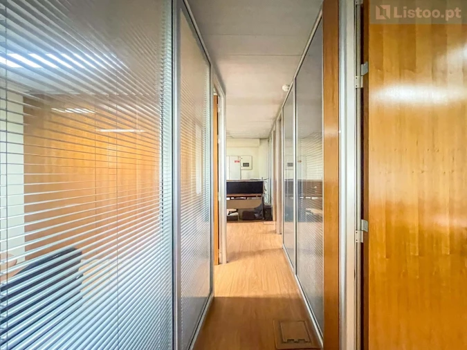 Escritório para Venda em Santa Maria Maior Foto 13